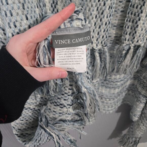 Vince Camuto Womens Woven Blue & White Striped Fringe Poncho Shawl Wrap Size OS - Picture 3 of 5